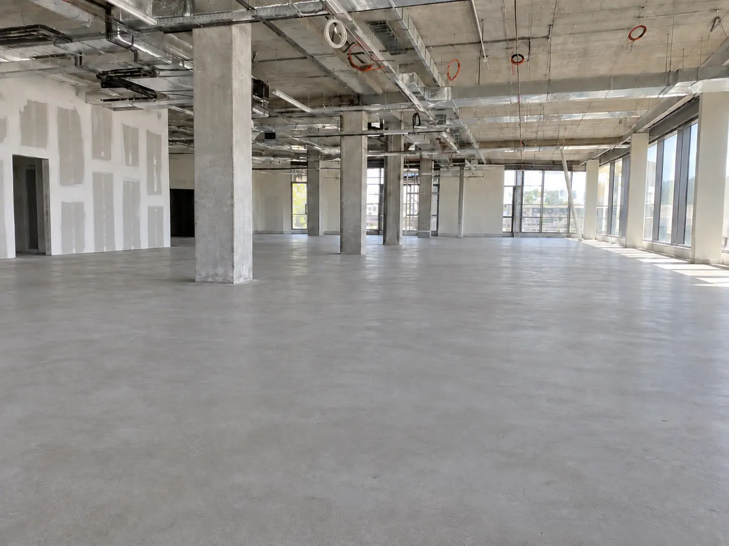 Офис, 500 м² — после выполнения стяжки